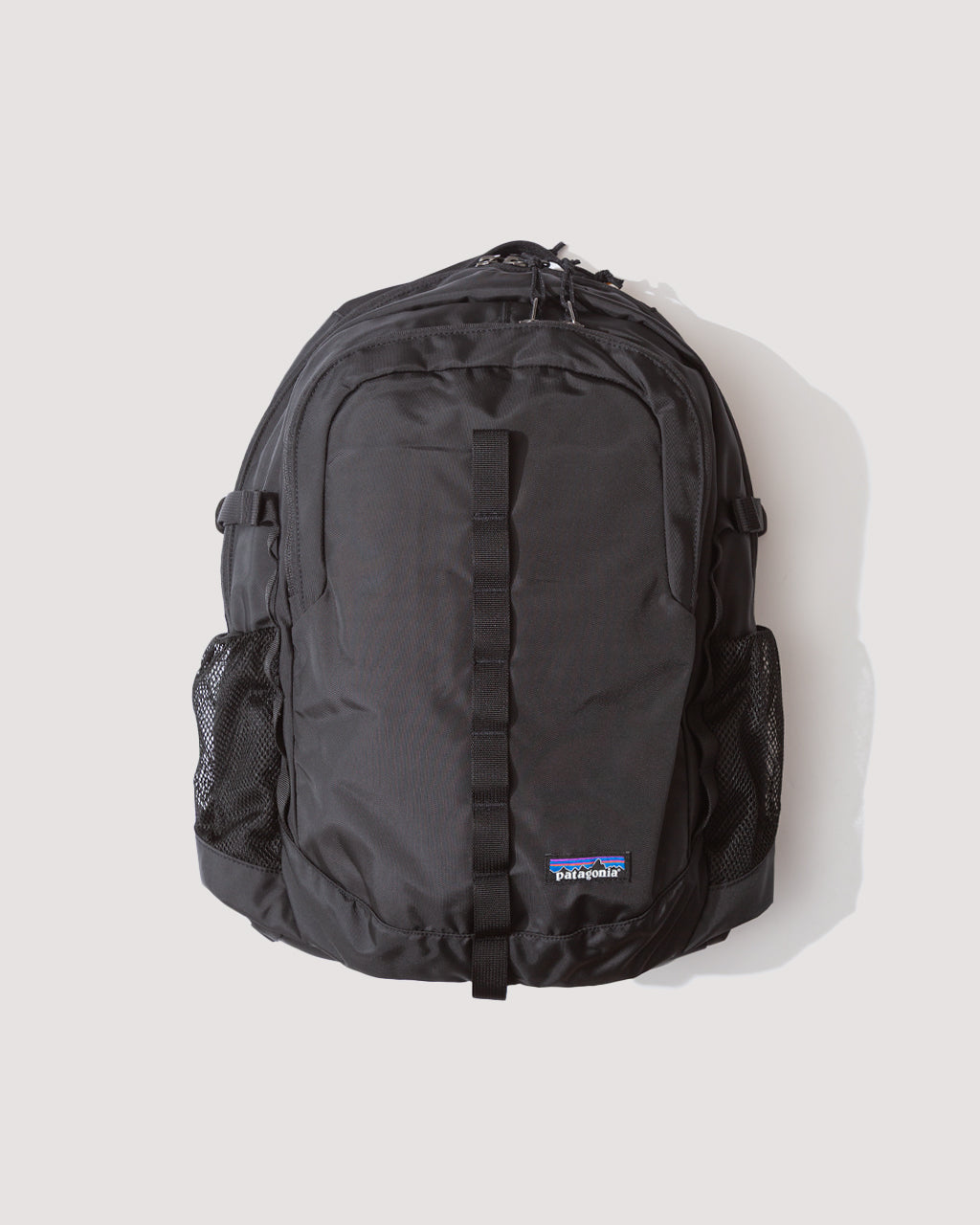 Refugio Day Pack 26L - Black | Patagonia | Peggs & son.
