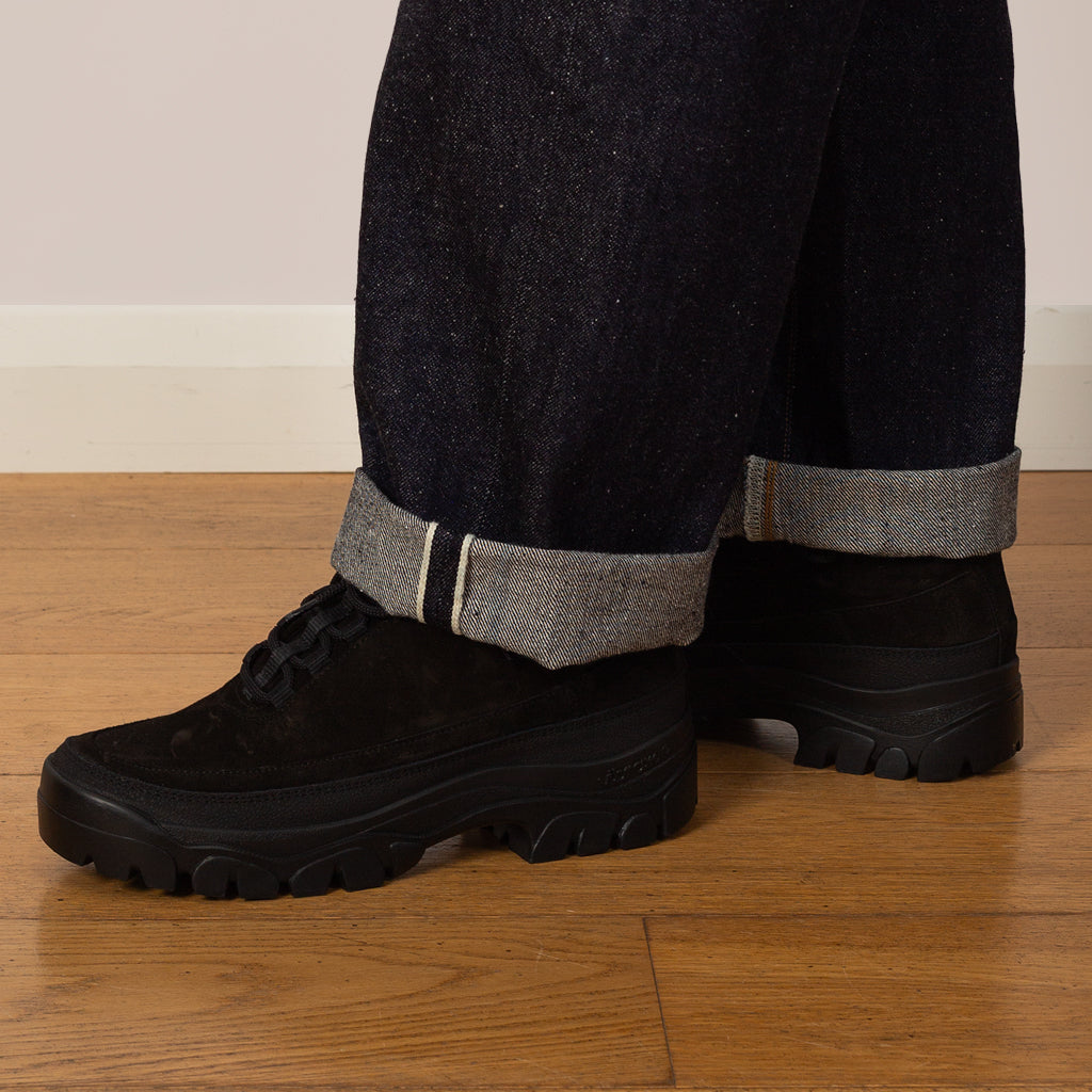 Easy Hiker - Black Suede