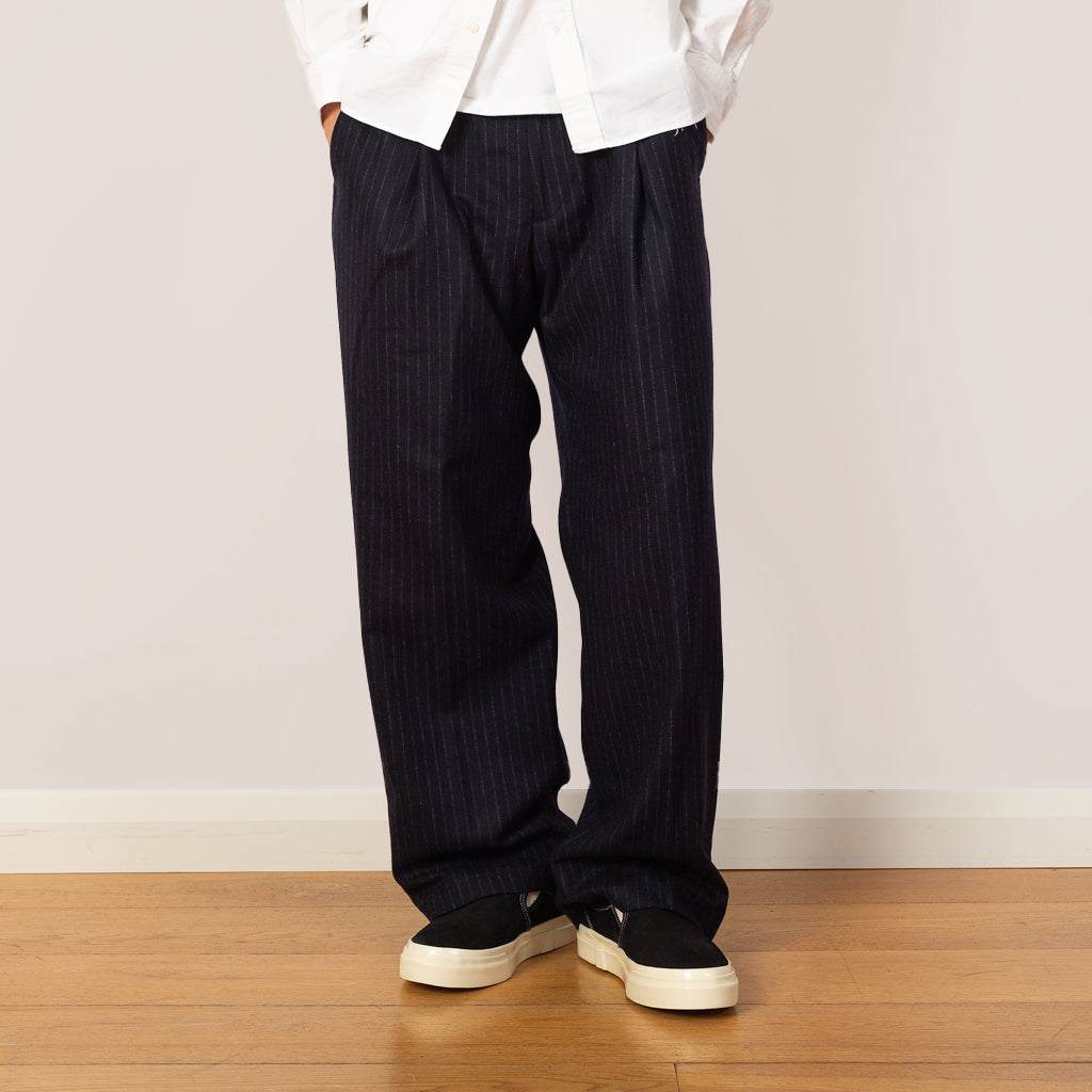 Kay 1630 - Navy Stripe