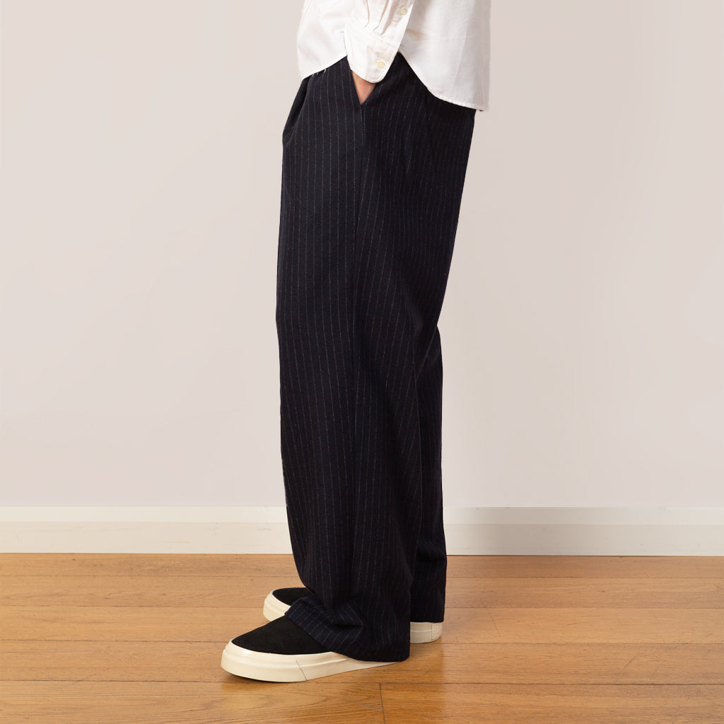 Kay 1630 - Navy Stripe