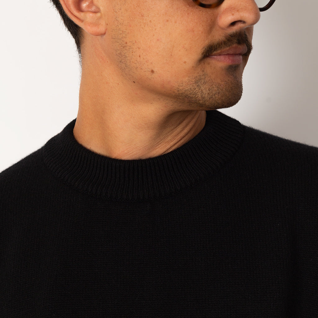 Source Knit - Black