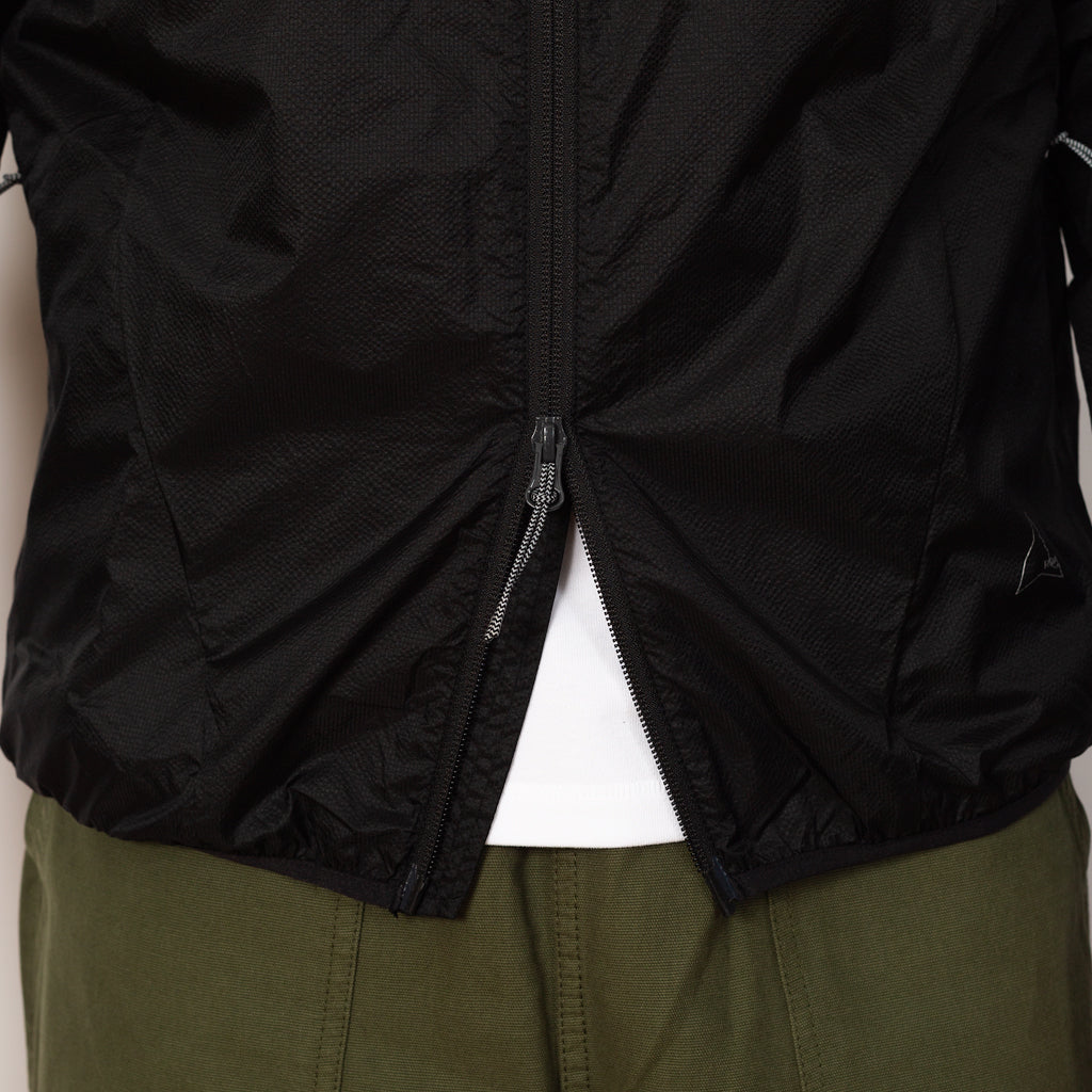 Hue Packable Wind Jacket - Black