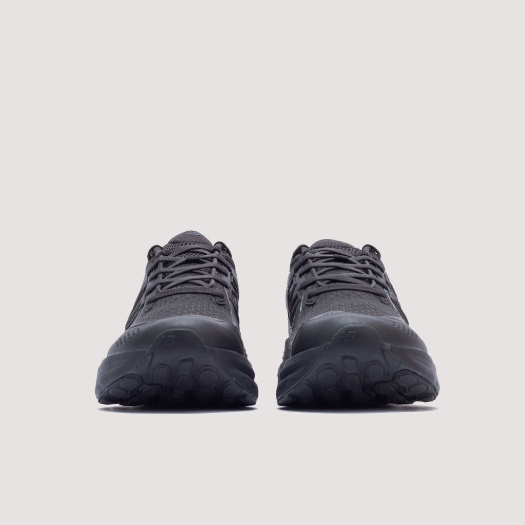 UTRNWD - Black Cement/Black