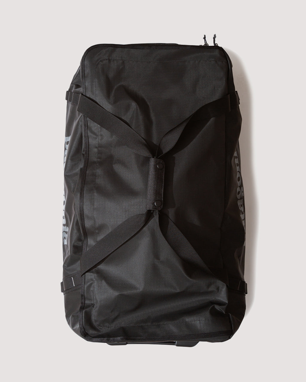 Black Hole Wheeled Duffel 100L - Black | Patagonia | Peggs & son.
