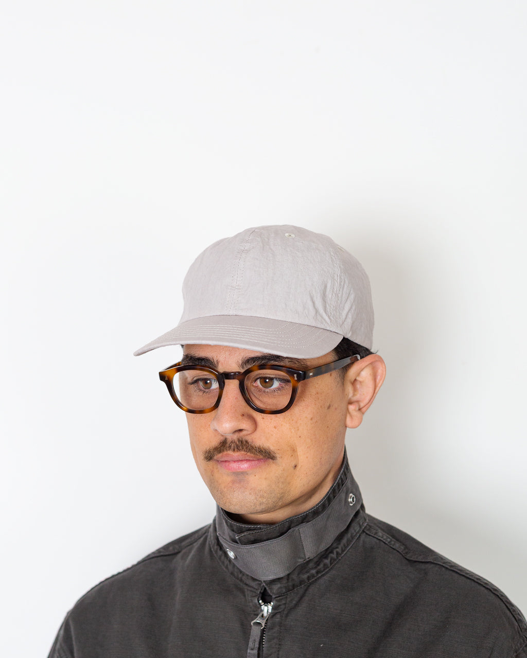 6 Panel Strap Back Cap - Light Grey