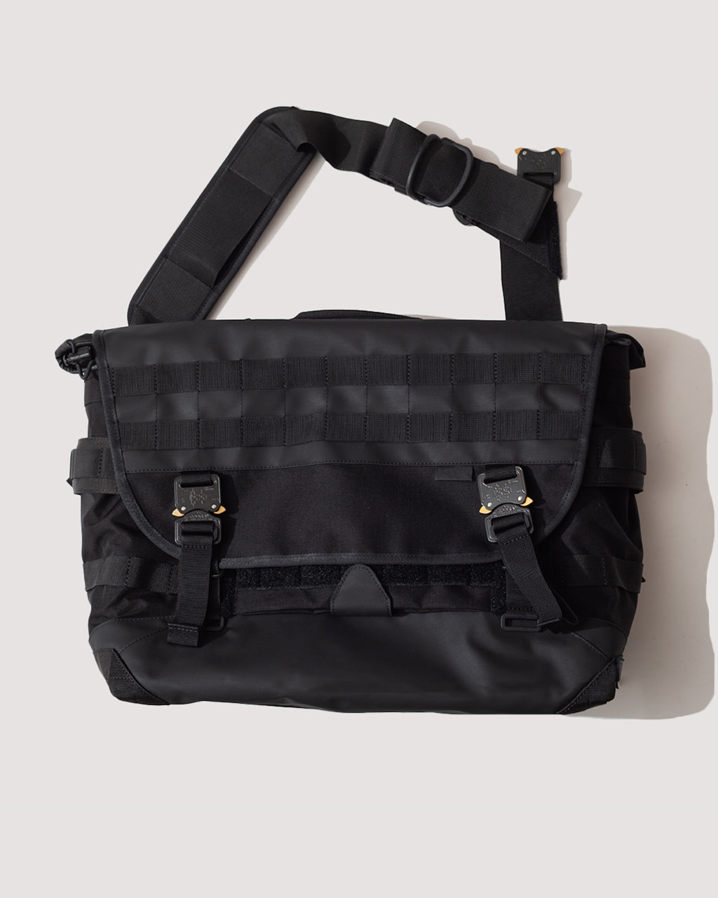 NXL Medium Messenger Tech-Line - Black | Bagjack | Peggs & Son