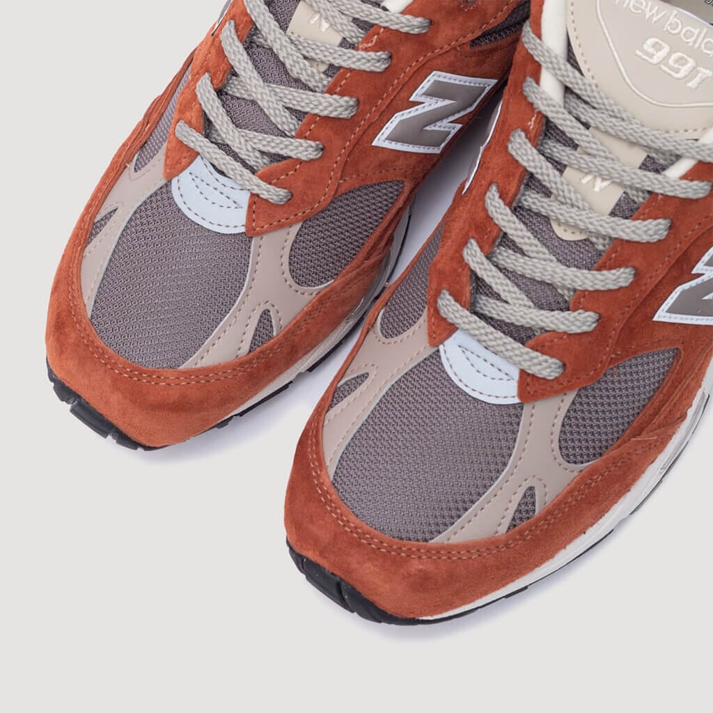 M991 PTY - Sequoia/Grey