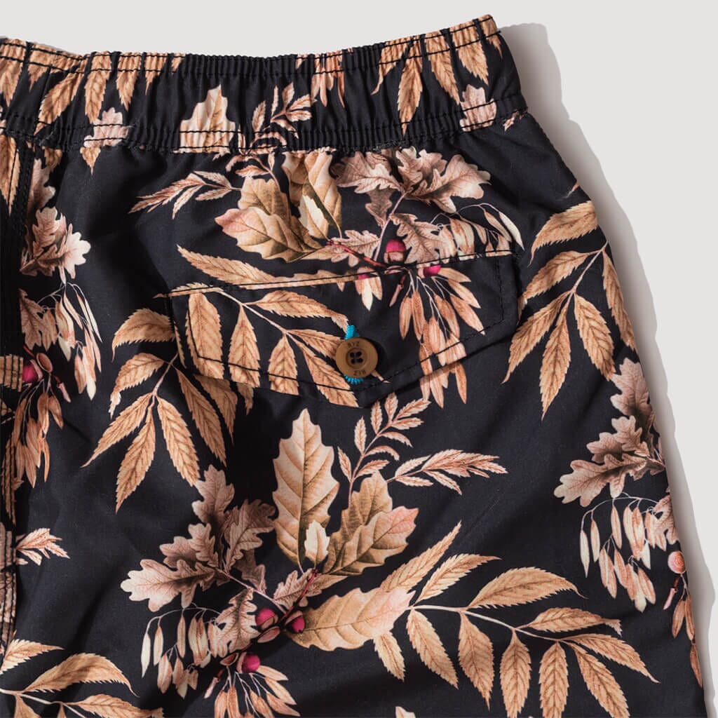 Blythe Short - Black/Leaves