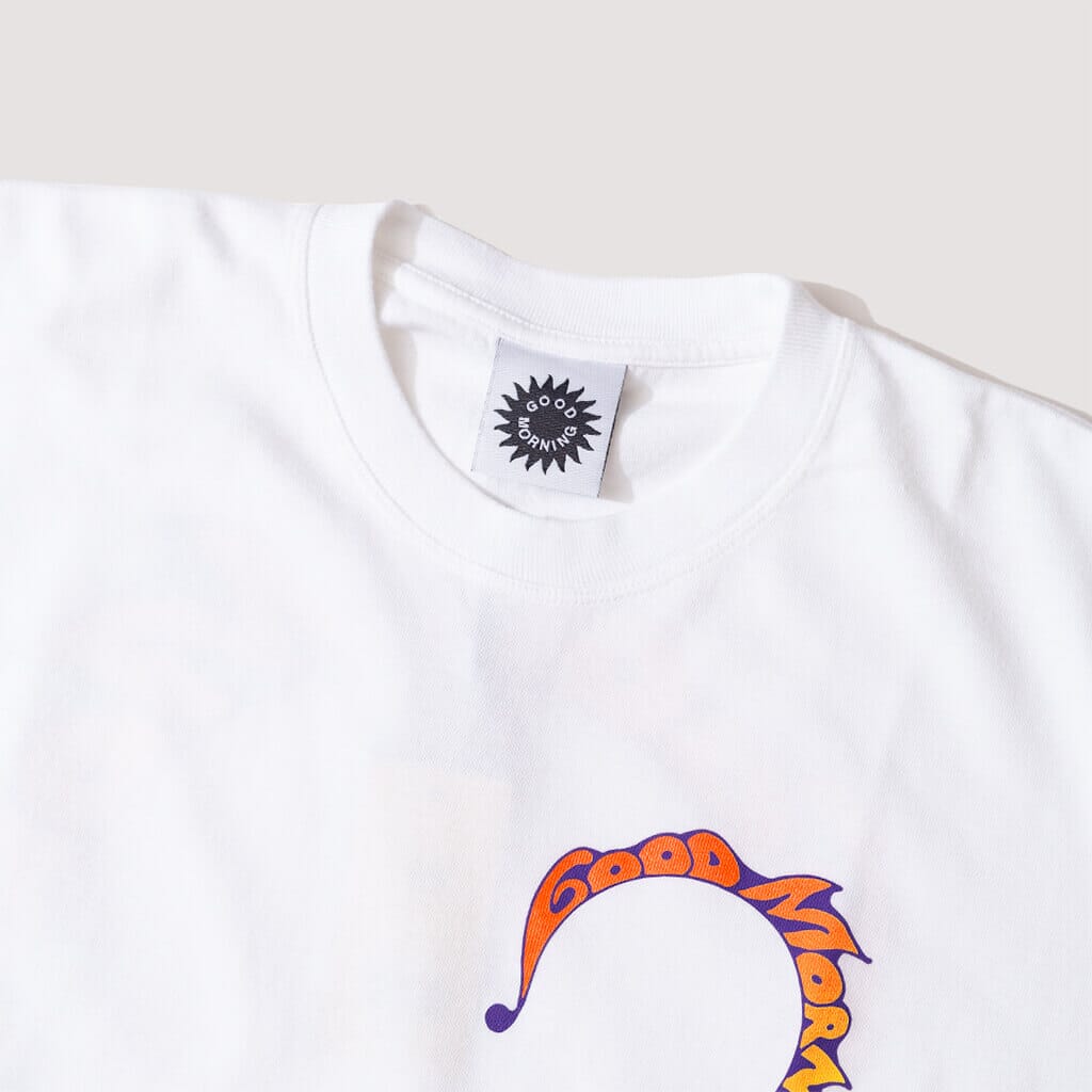 E Ruscha V Swirl Tee - White