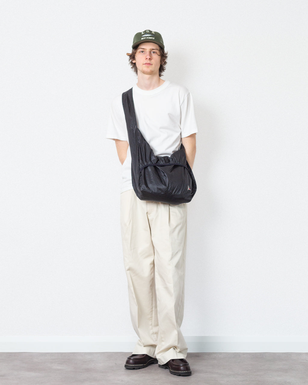 Laki Packable Knot Bag - Black | Roa | Peggs & son.