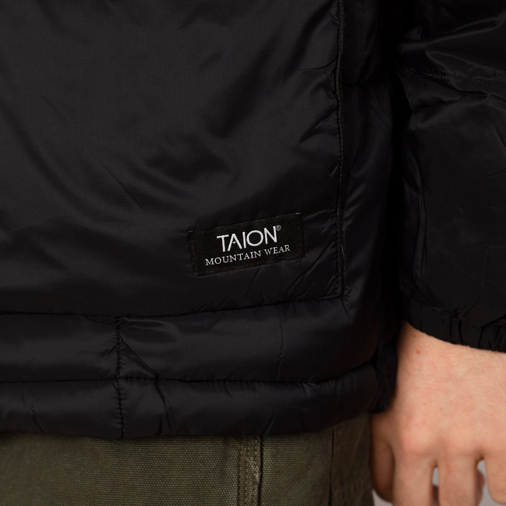 Packable Down Volume Hooded - Black