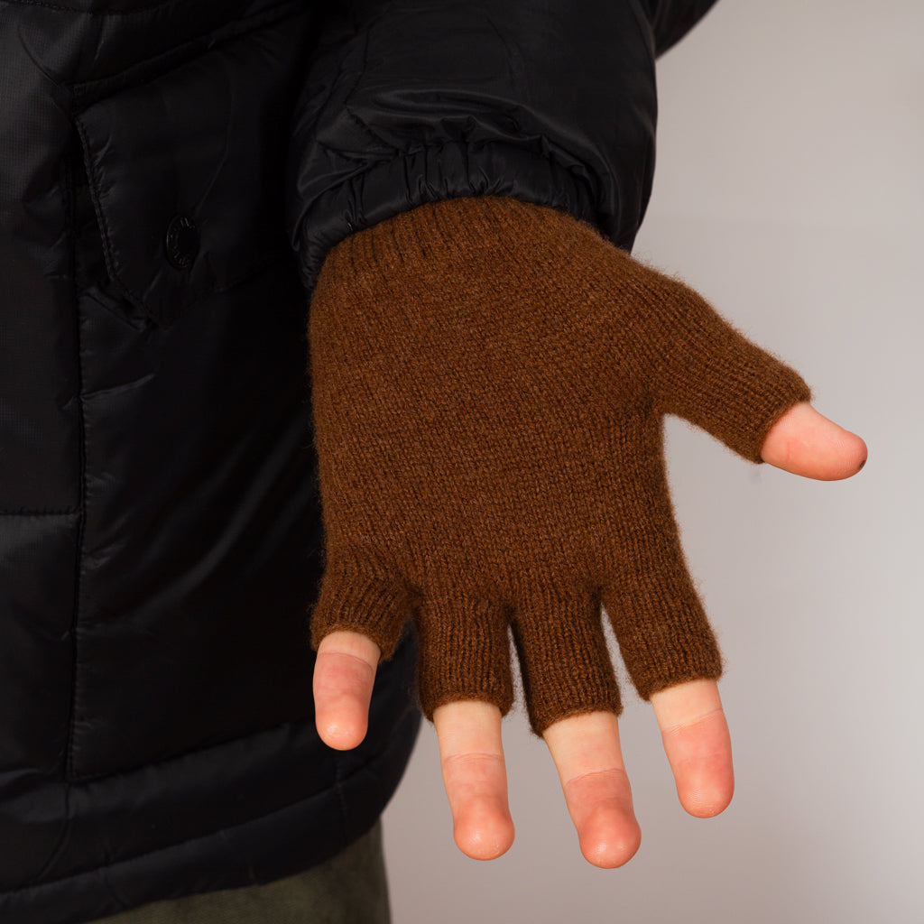 Cut Off Glove - Conker