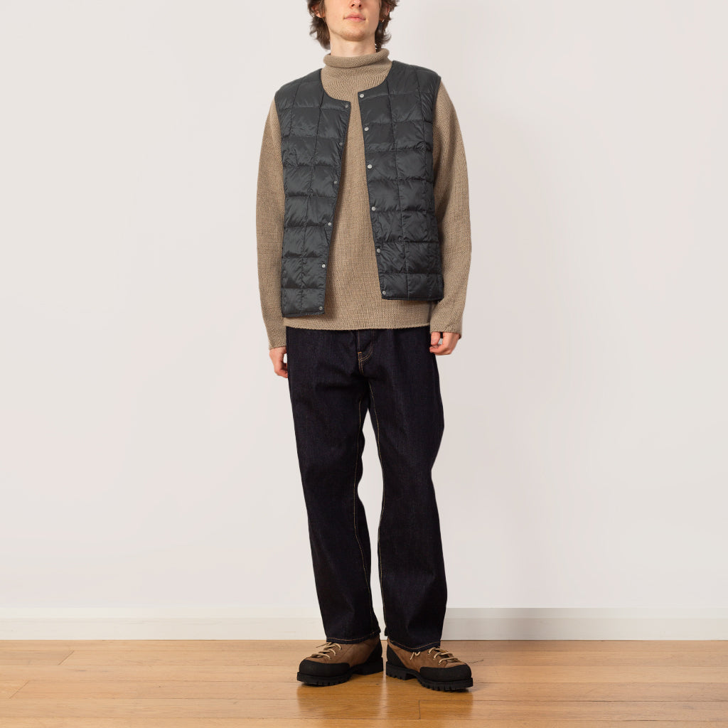 Crew Neck Vest - Charcoal