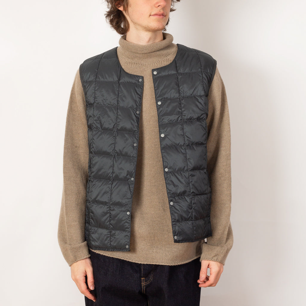 Crew Neck Vest - Charcoal
