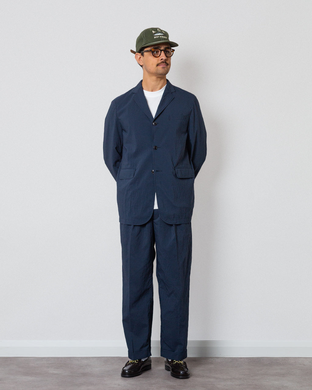 2 Pleat Seersucker Anywhere Pant - Navy