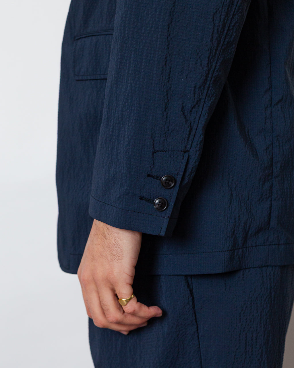 3 Button Seersucker Anywhere Suit - Navy | Beams Plus | Peggs & son.