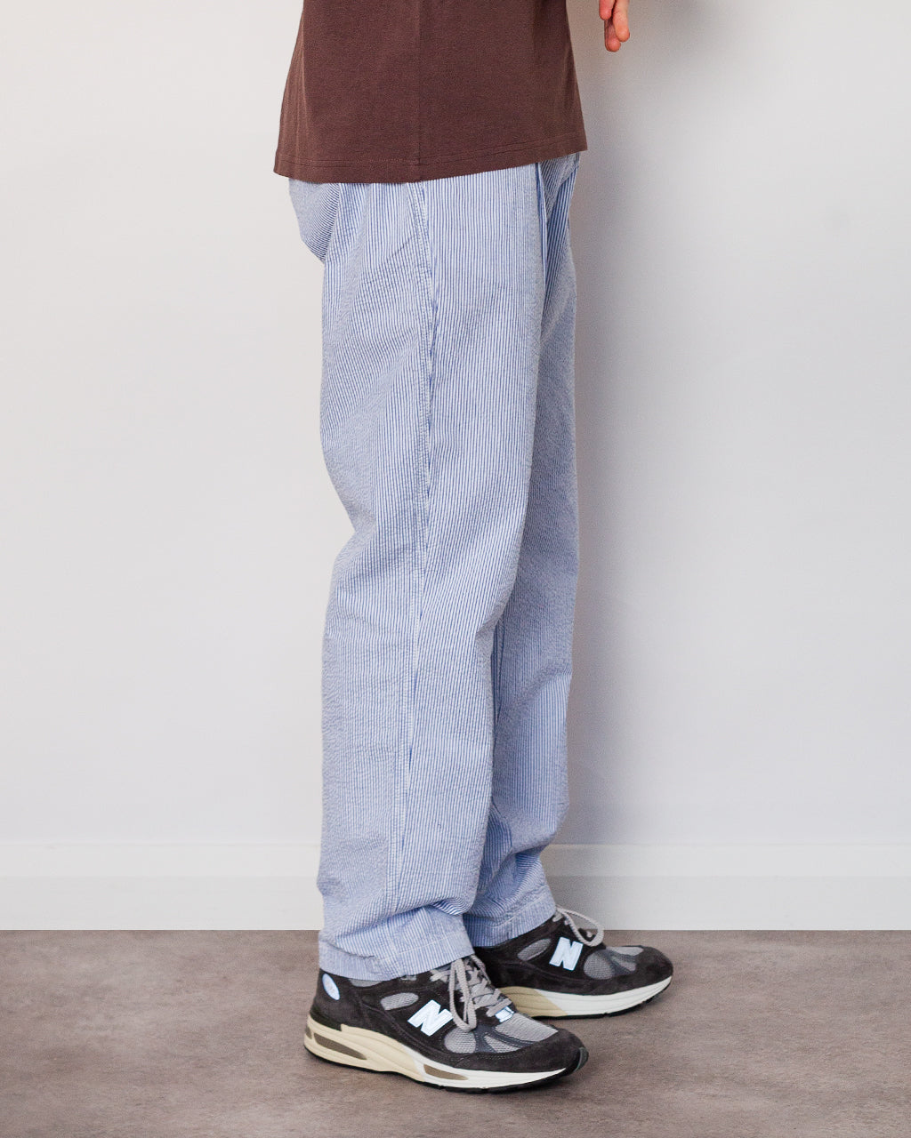 Seersucker Waiter Pant - Navy Stripe | Service Works | Peggs & son.