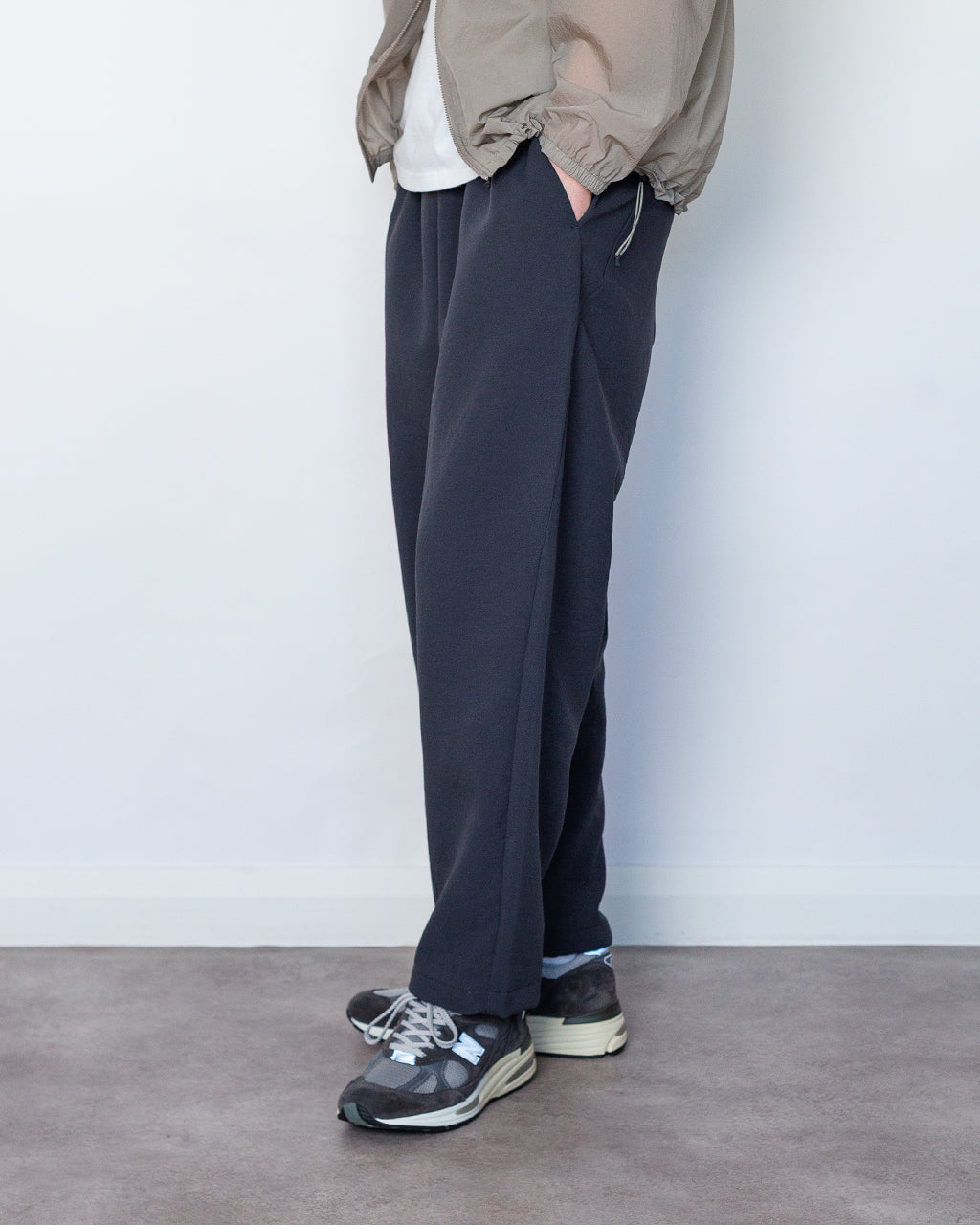 Wide Ankle Easy Pants - Ebony Grey | Goldwin | Peggs & son.