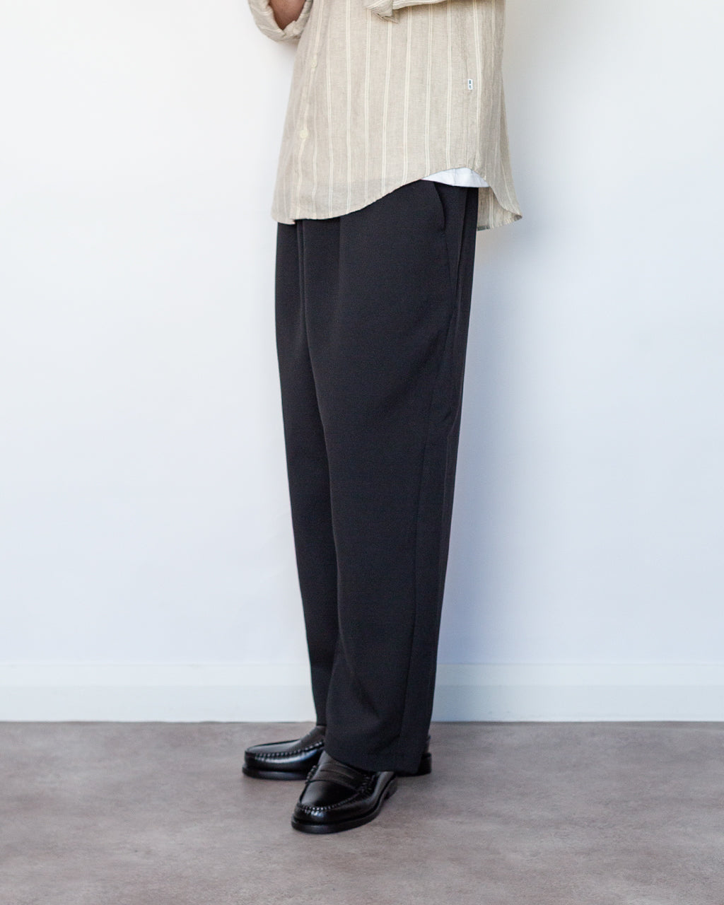 Wide Ankle Easy Pants - Black | Goldwin | Peggs & son.