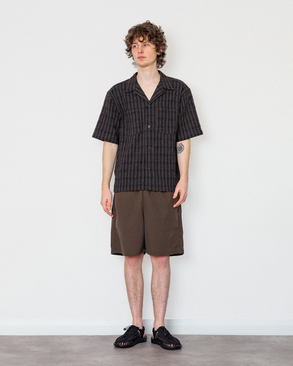 Nylon Shorts - Jet Brown | Goldwin | Peggs & son.