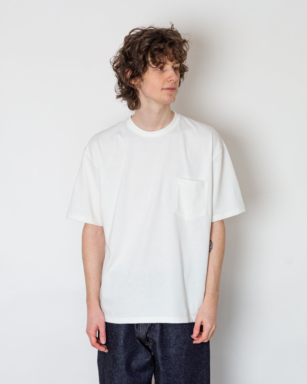 Sturdy Pocket T-Shirt - White