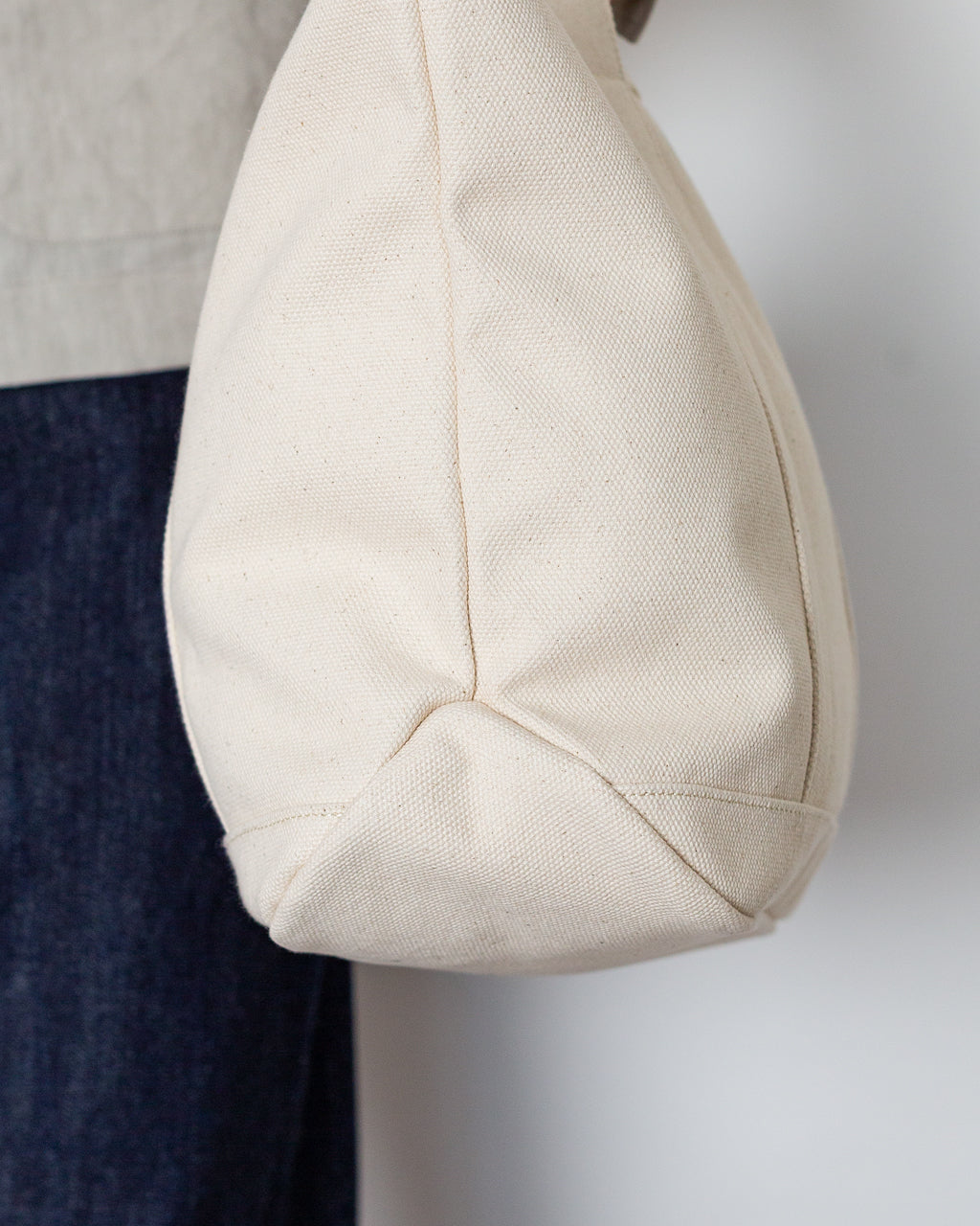 Canvas Rime Tote M - Ivory | Visvim | Peggs & son.