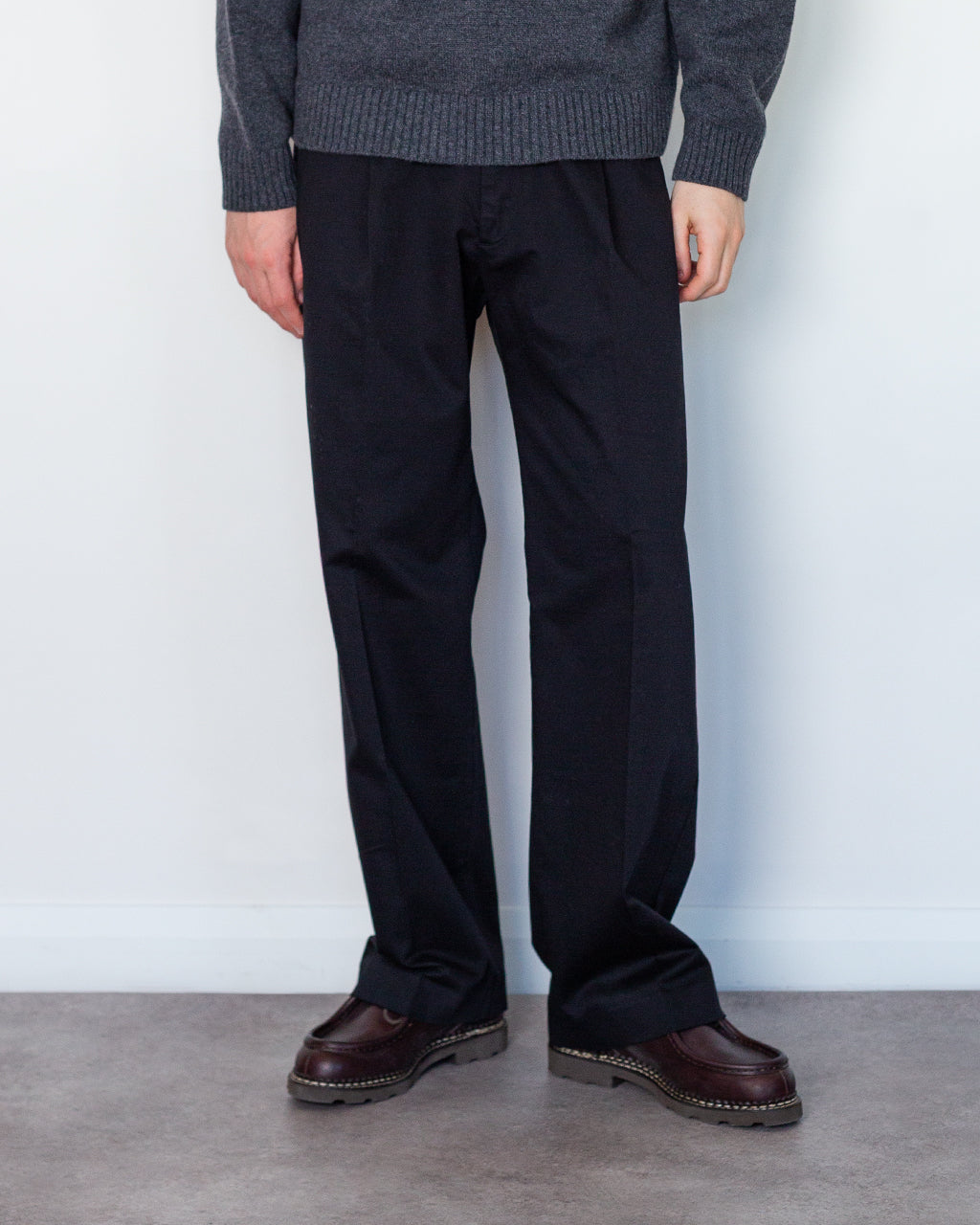Kay 1420 - Black