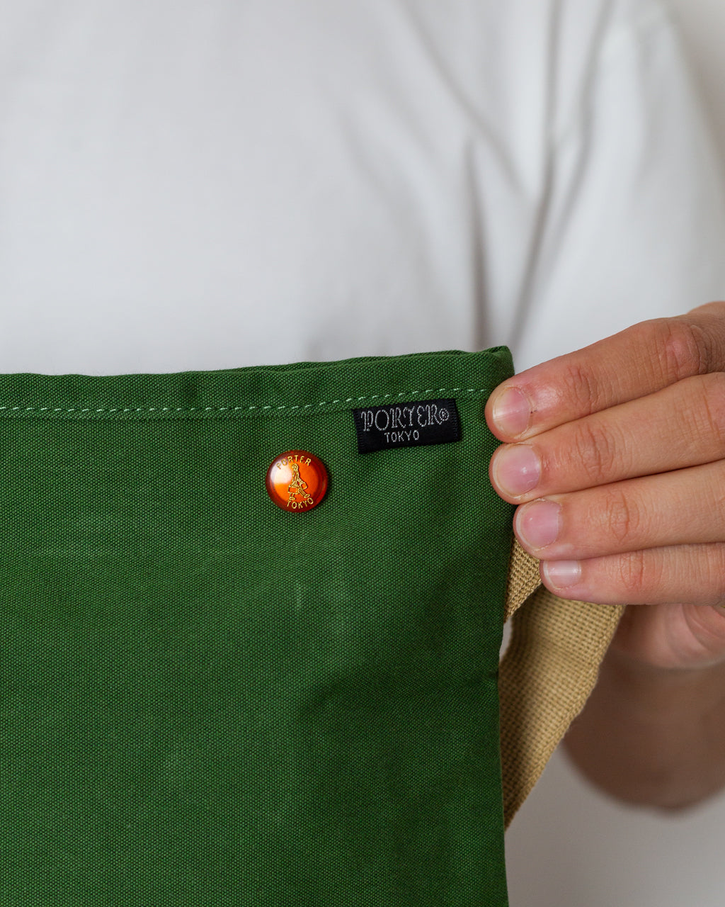 PORTER エコバッグ オリーブグリーン Porter Essence Medium Olive Bag | VEE COLLECTIVE