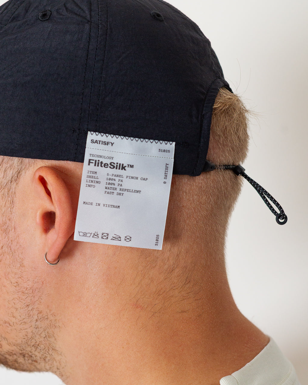 FliteSilk 5 Panel Pinch Cap - Black Scorpion