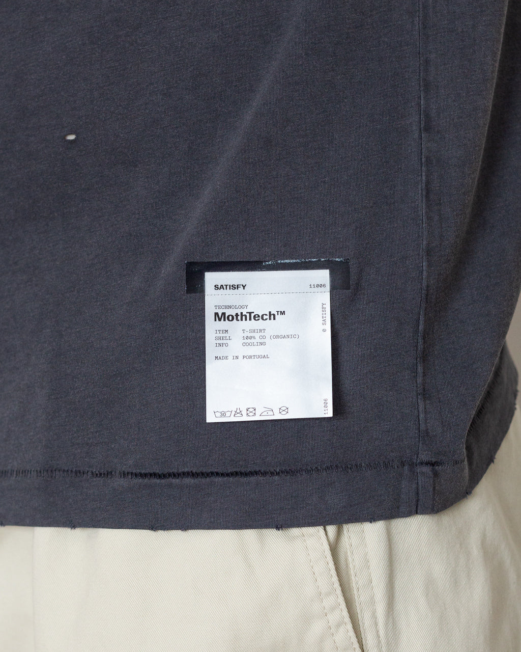 MothTech T-Shirt - Aged Black (00A08)