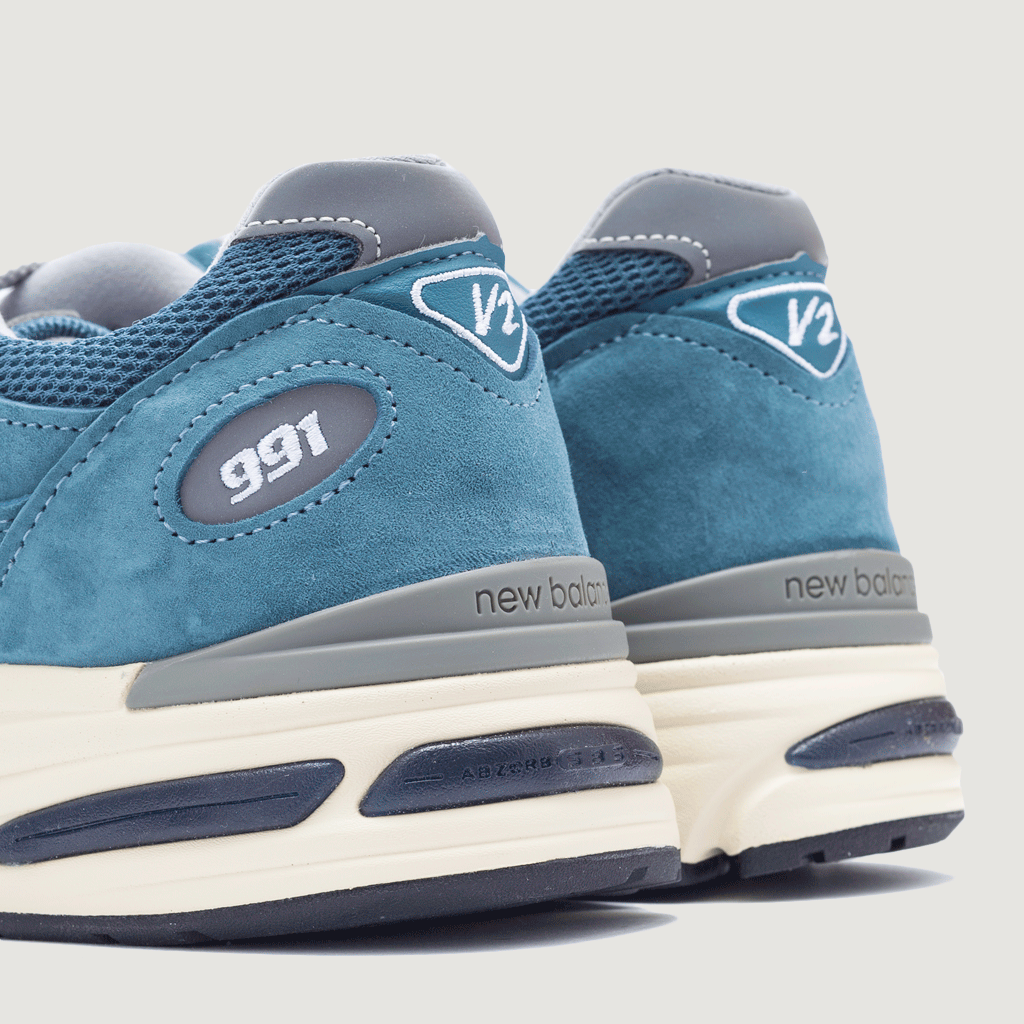 U991BU2 - Tapestry/Silver