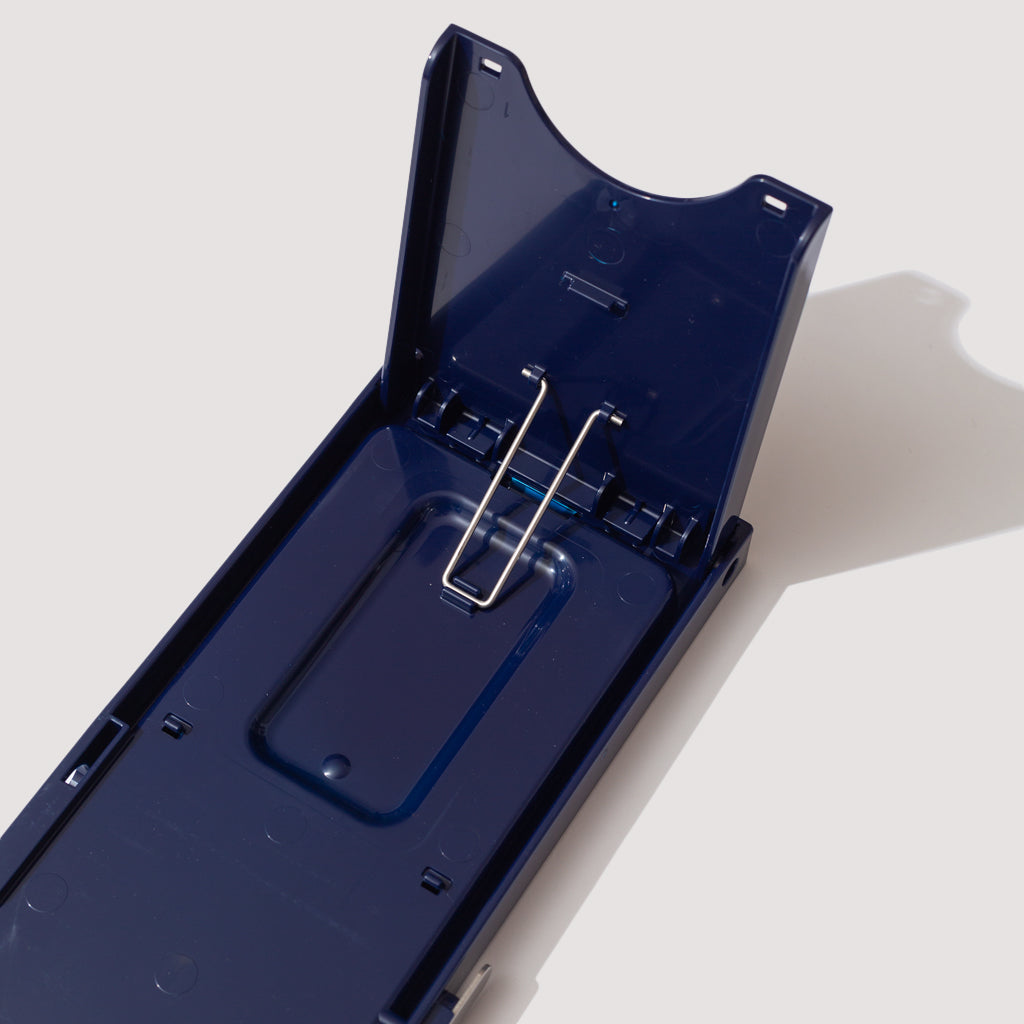 ISETO X BEAMS JAPAN FOLDING TABLE - Navy