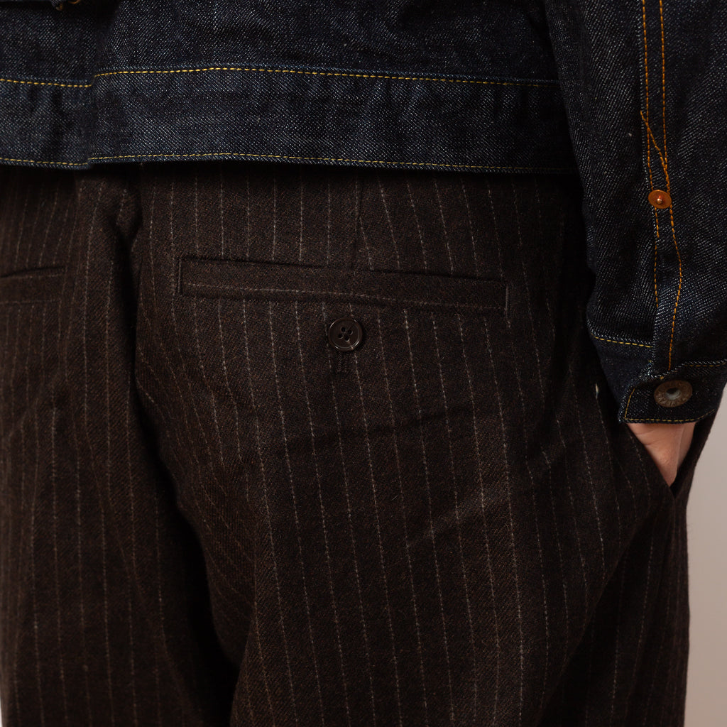 Kay 1630 - Brown Stripe
