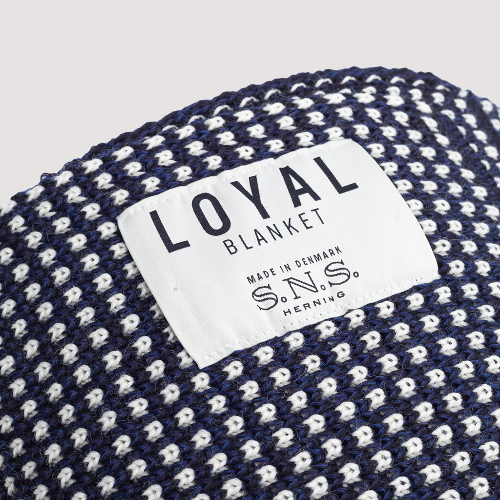 Loyal Blanket - Dark Navy Blue/Natural White