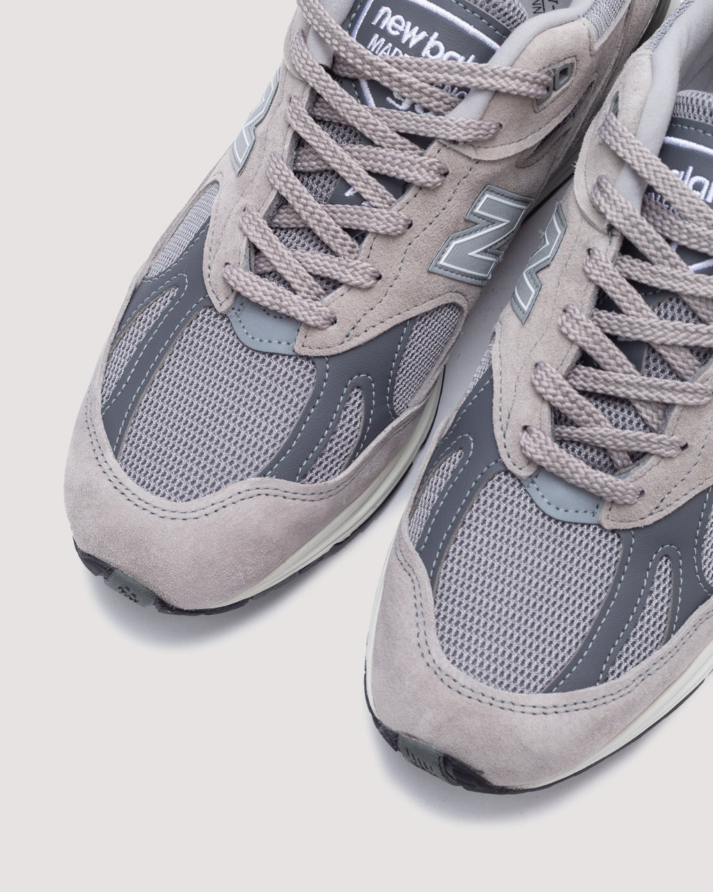 991 GL2 - Dove