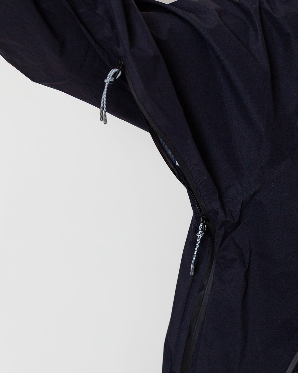 MIST 3L Xpore® Ultra 20K Waterproof Jacket - Black