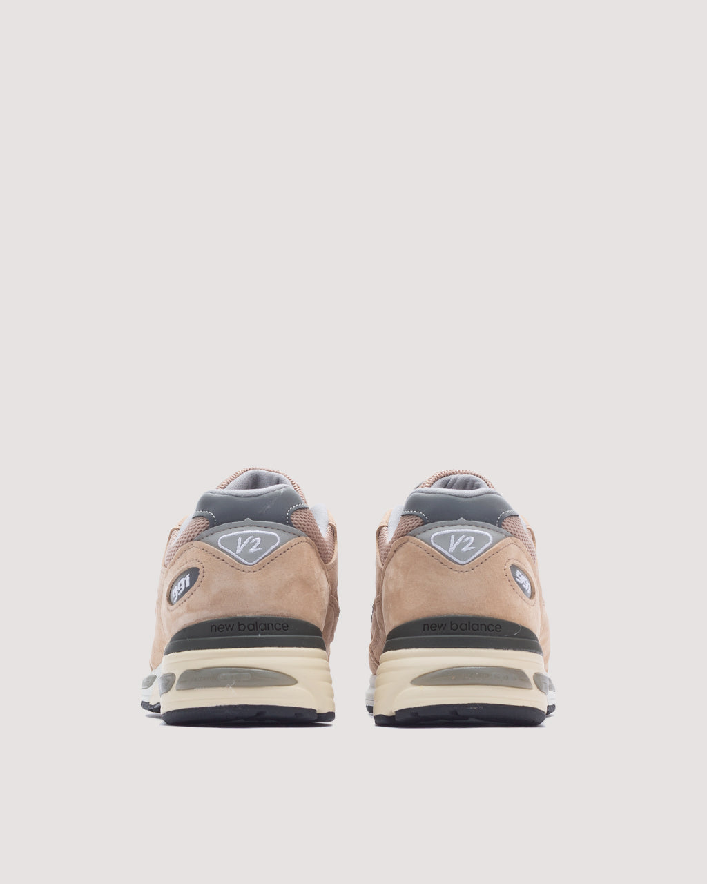 991 BE2 - Cuban Sand/Harbor Mist