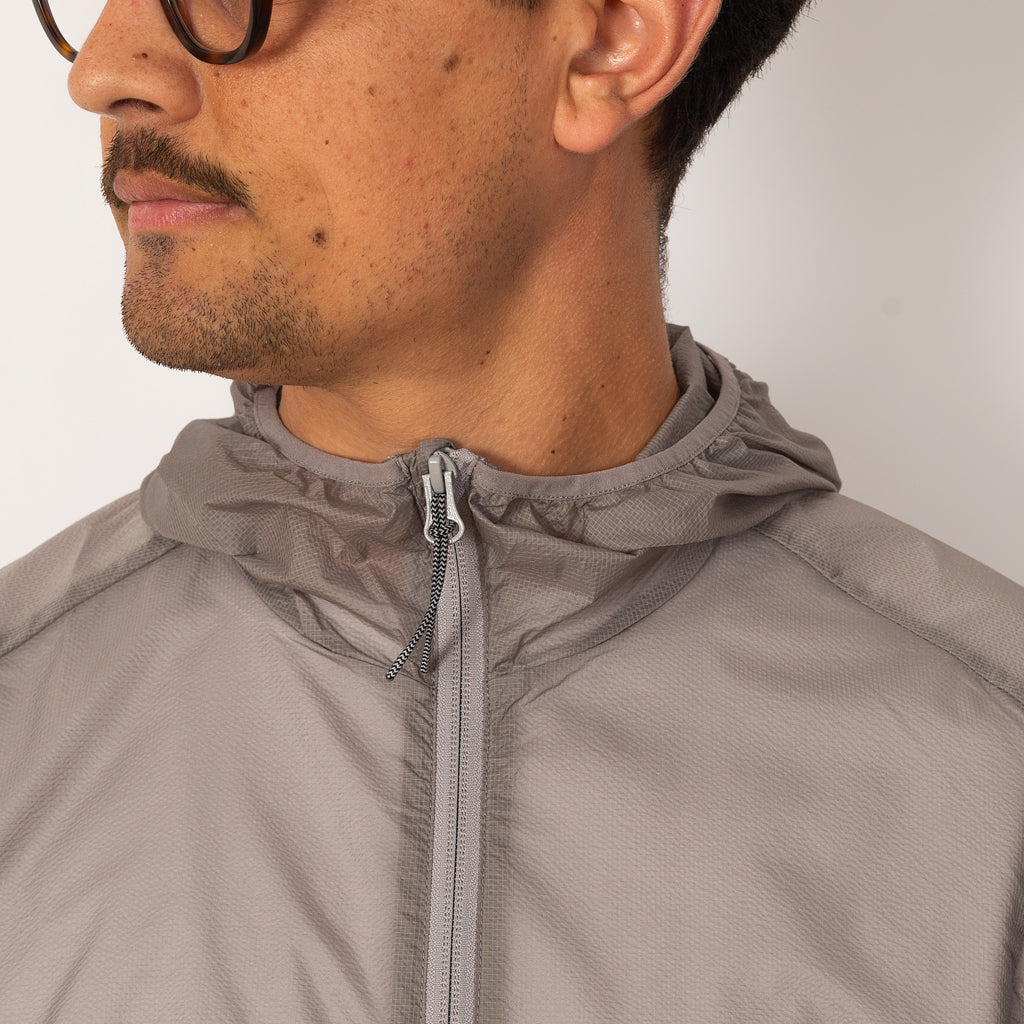 Hue Packable Wind Jacket - Grey