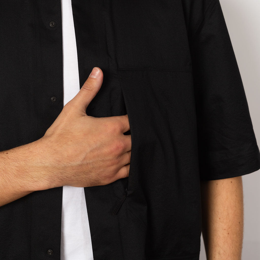 Demlo SS Shirt - Black