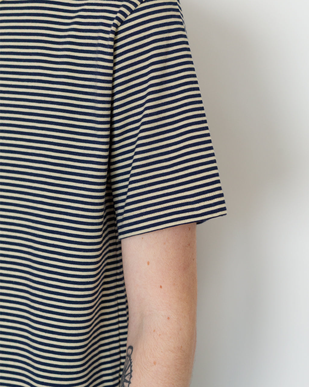 Heritage Stripe T-Shirt - Gravel/Marine Deep
