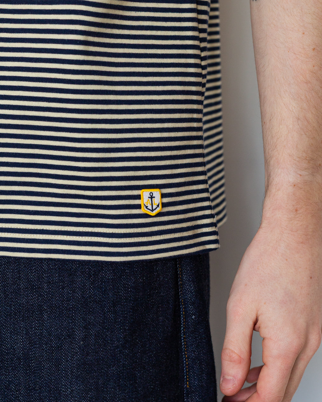 Heritage Stripe T-Shirt - Gravel/Marine Deep