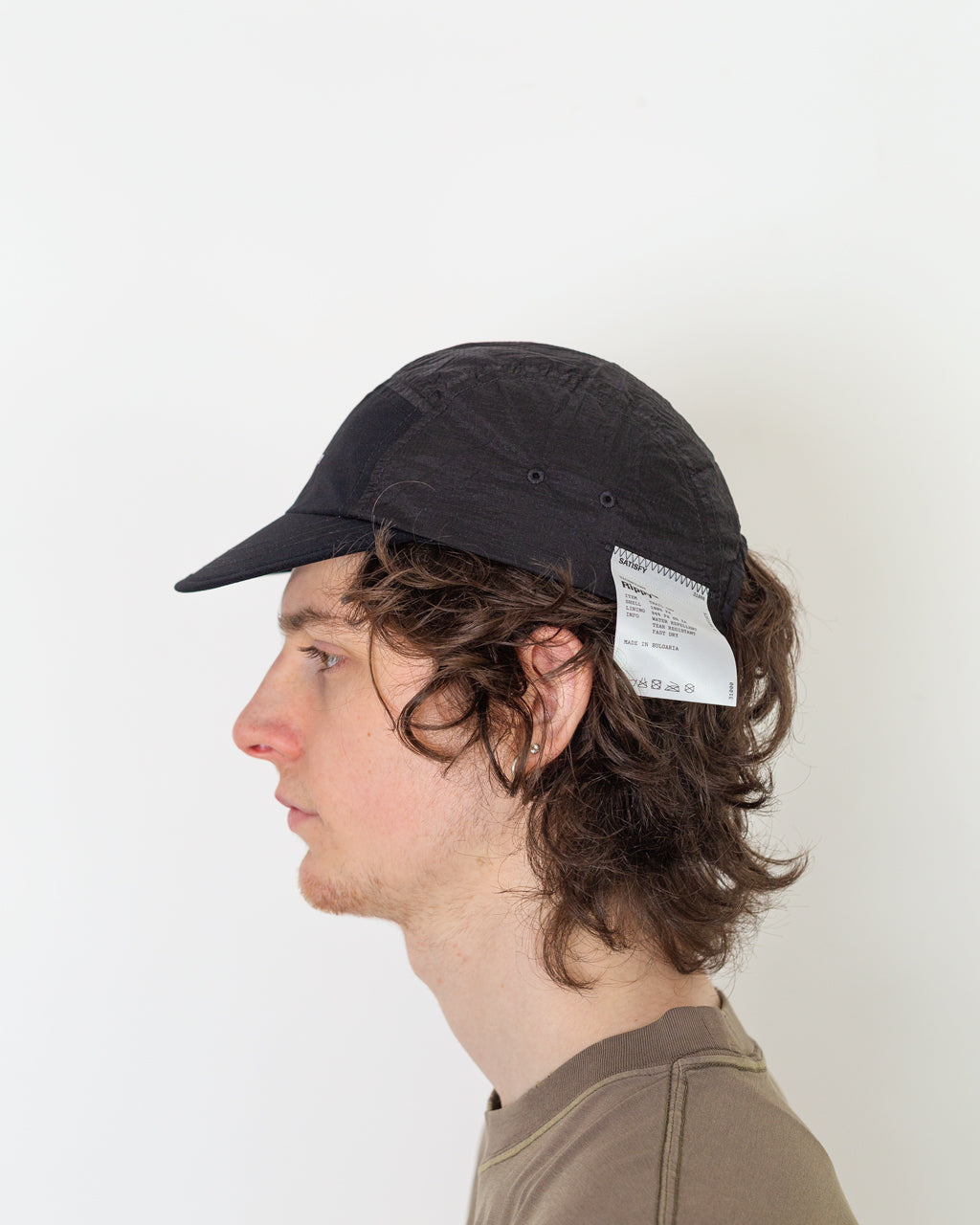 Rippy Trail Cap - Black | Satisfy | Peggs & son.