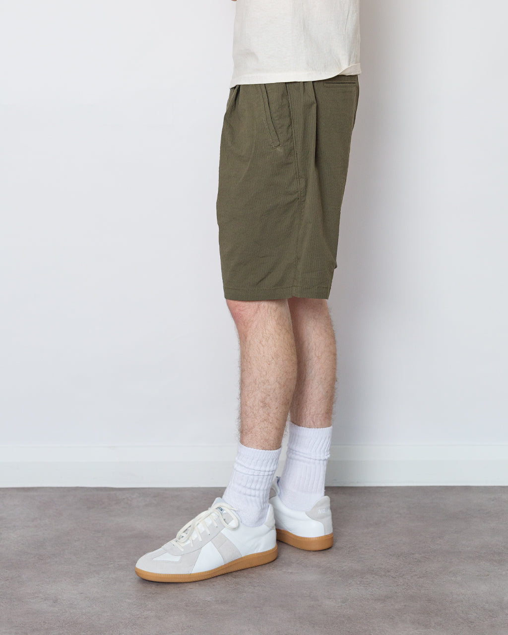Relaxed Assembly Short - Dark Olive Seersucker