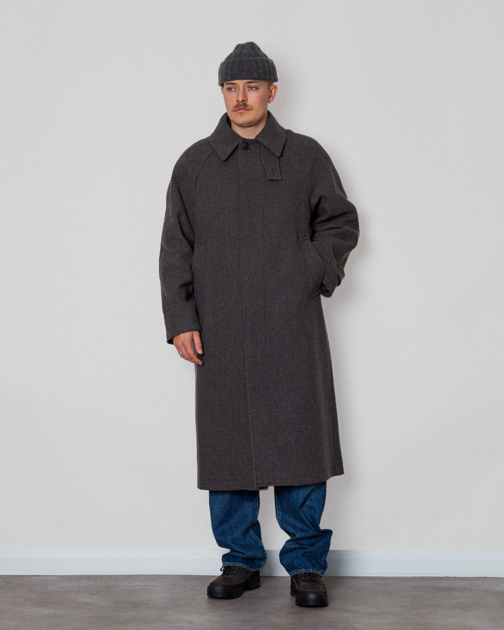 Installation Coat - Ash Brown