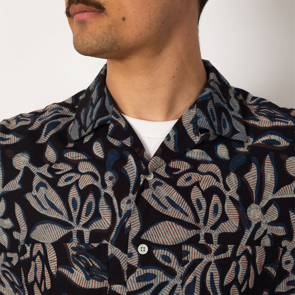 Open Collar Shirt - Navy Leaf