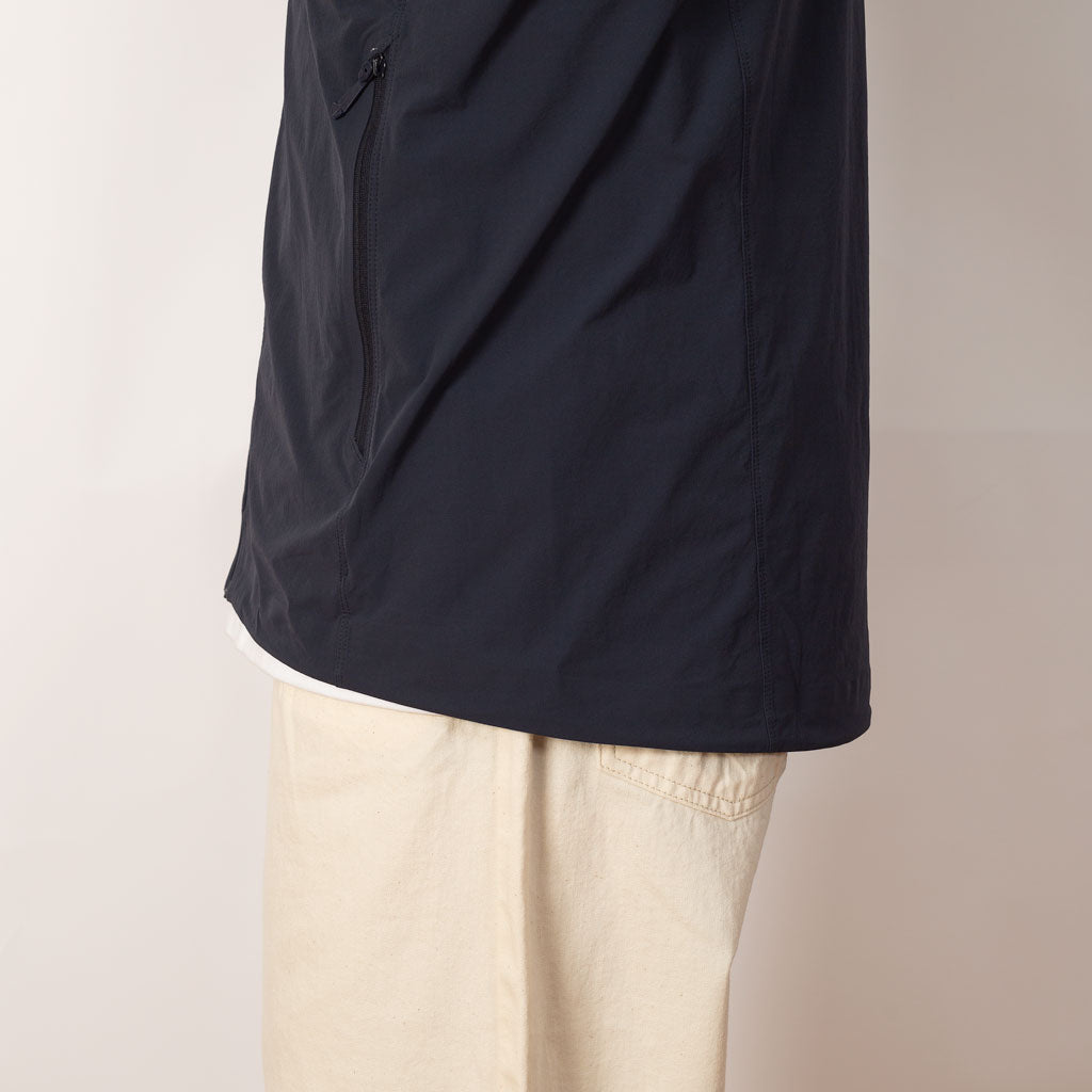 Gamma Lightweight Hoody - Black Sapphire