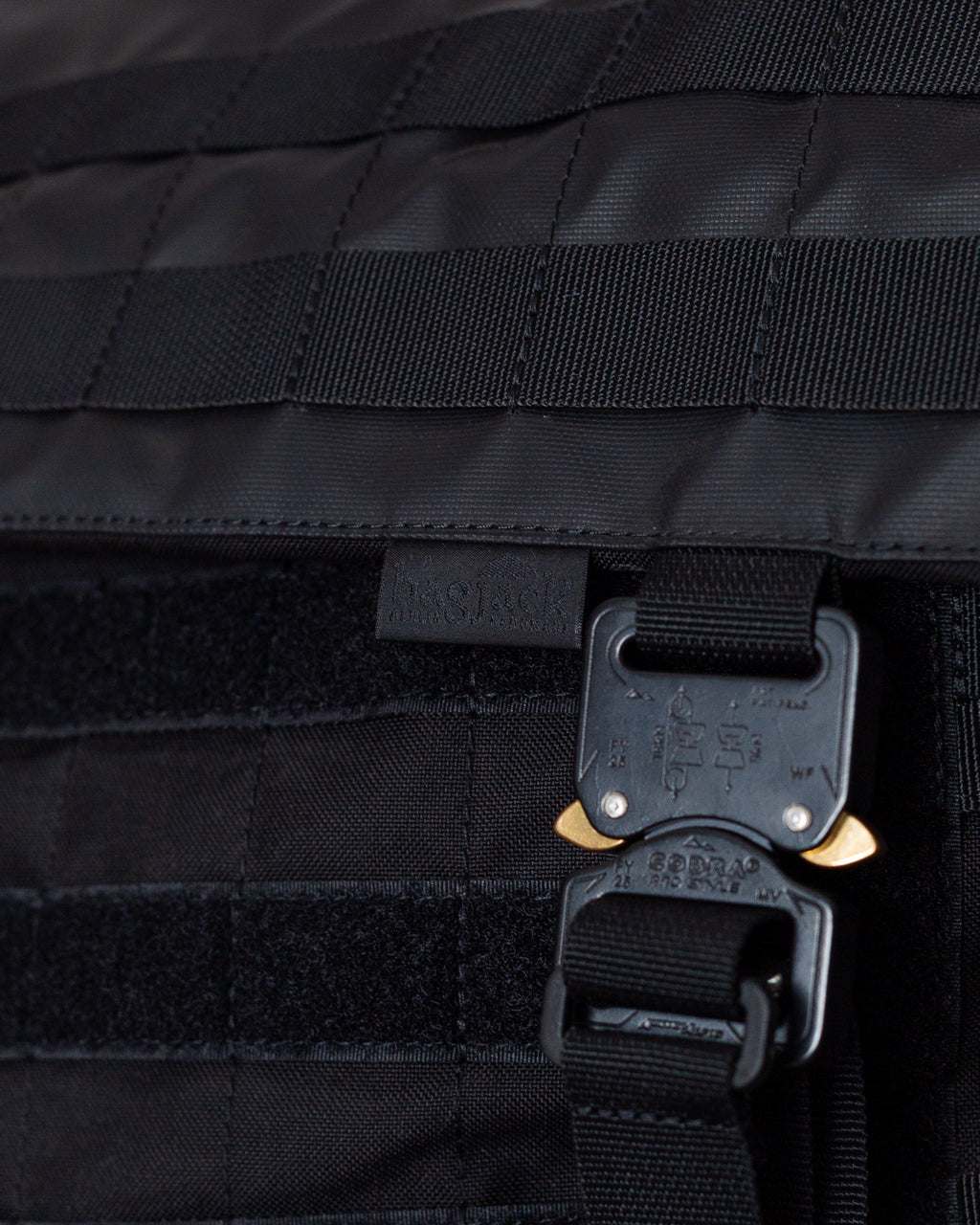 NXL Medium Messenger Tech-Line - Black | Bagjack | Peggs & Son.