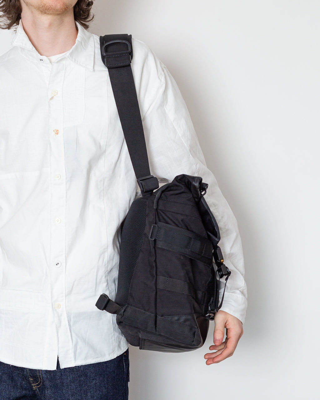 NXL Medium Messenger Tech-Line - Black | Bagjack | Peggs & Son.