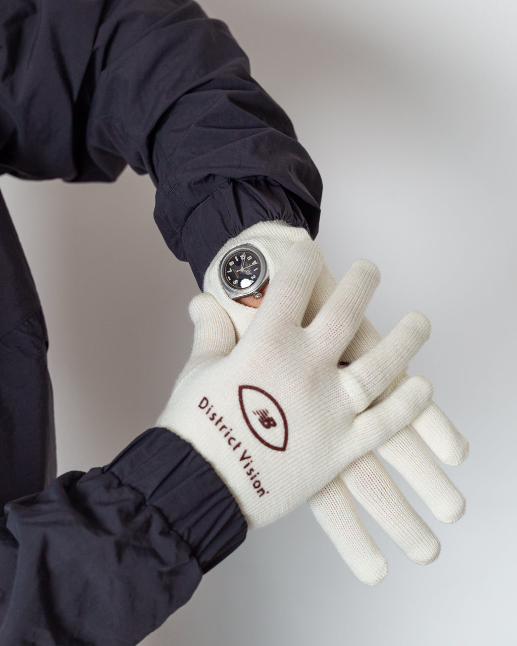 Knit Windowed Running Gloves