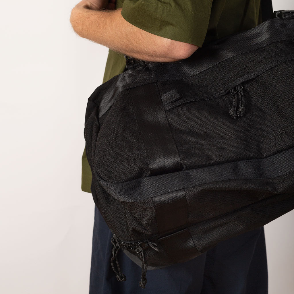 Booth Pack 3 Way Duffle Bag (M) - Black